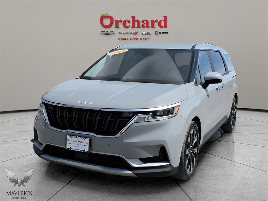 Used 2024 Kia Carnival EX