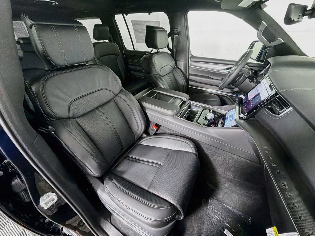 New 2026 Jeep Grand Wagoneer L Summit AWD/4WD image 30