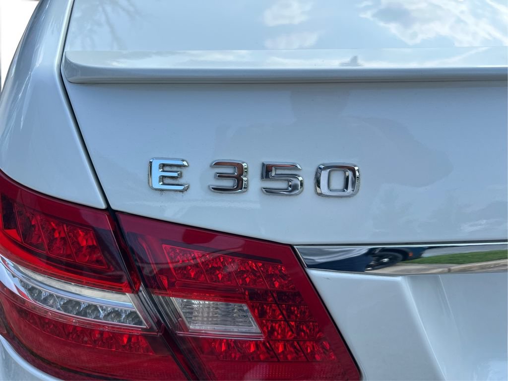 Used 2013 Mercedes-Benz E 350 Sedan image 29