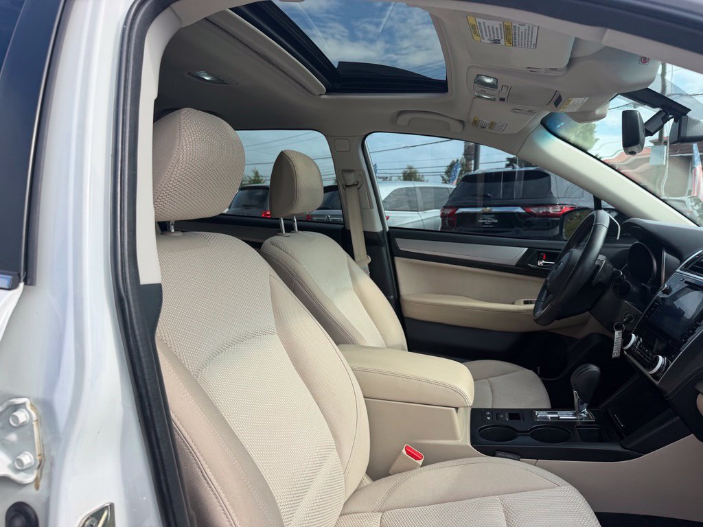 Used 2019 Subaru Outback 2.5i Premium AWD/4WD image 31