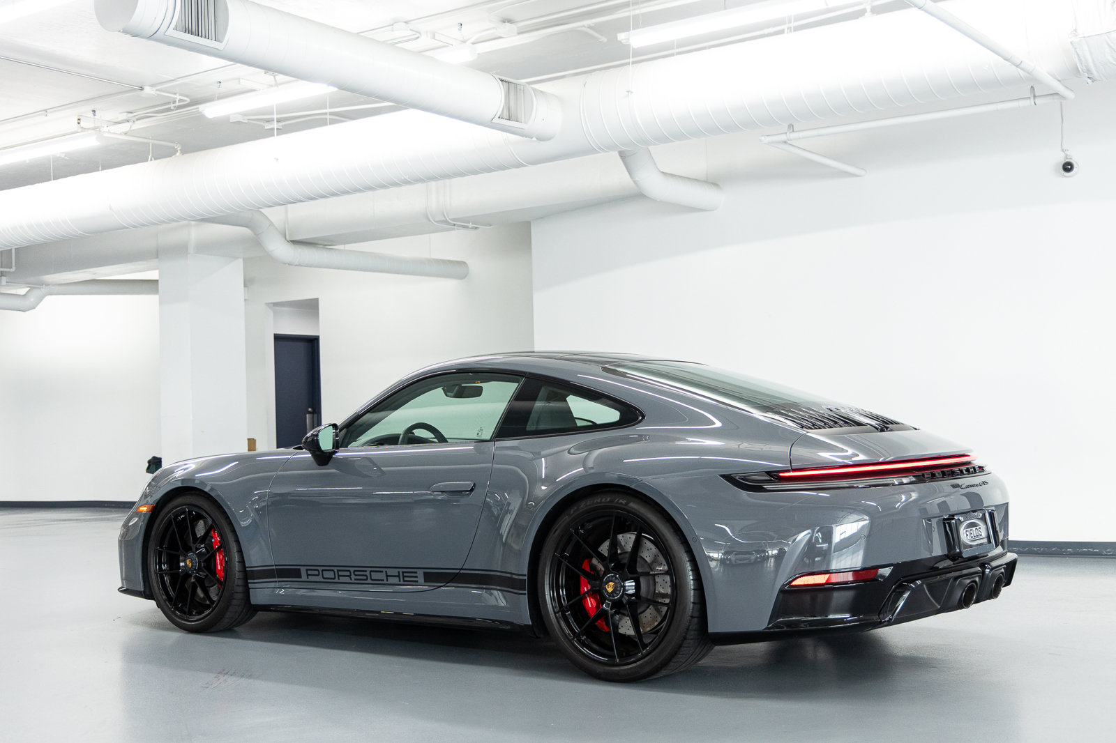 Used 2026 Porsche 911 Carrera GTS RWD image 4