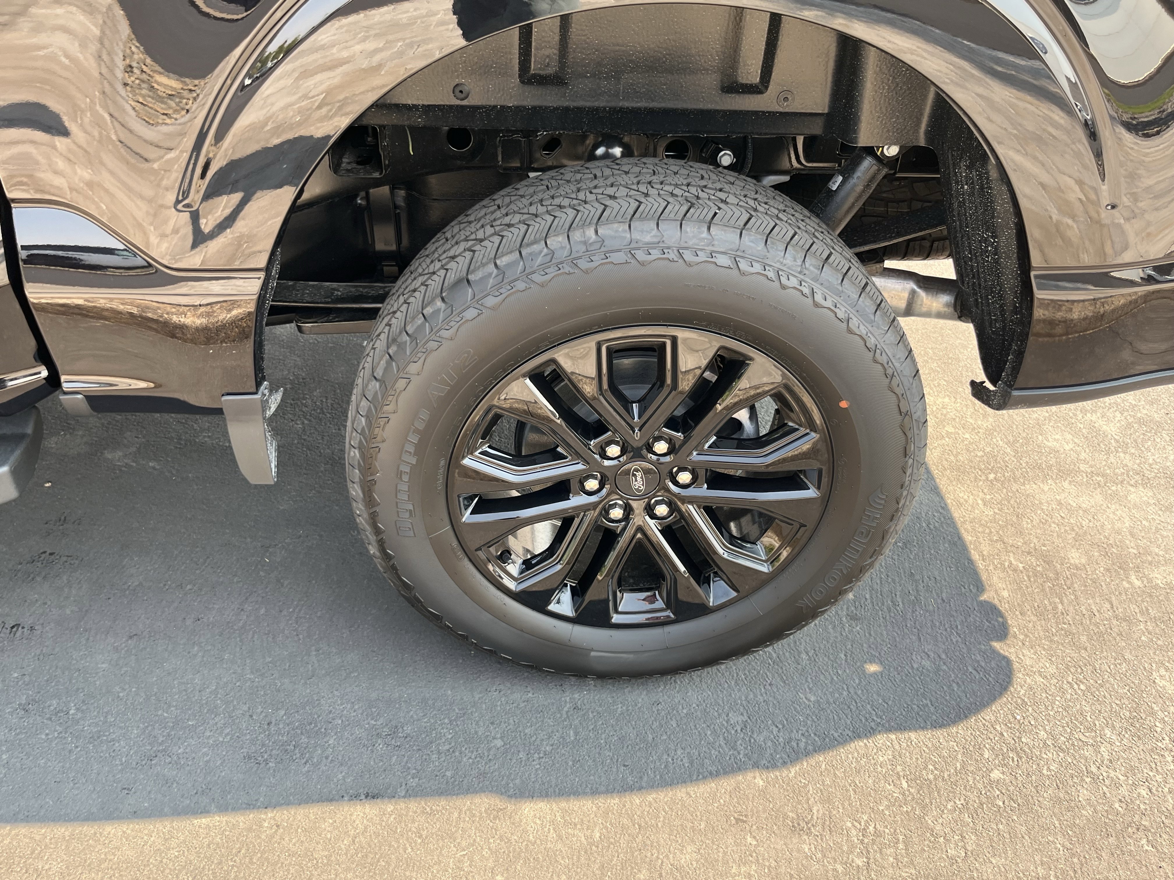 New 2025 Ford F150 Lariat w/ Equipment Group 501A Mid image 20