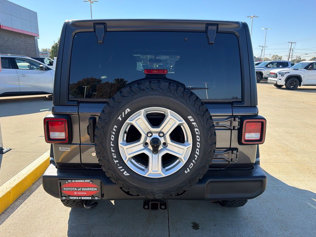 Used 2019 Jeep Wrangler Unlimited Sport S AWD/4WD image 6