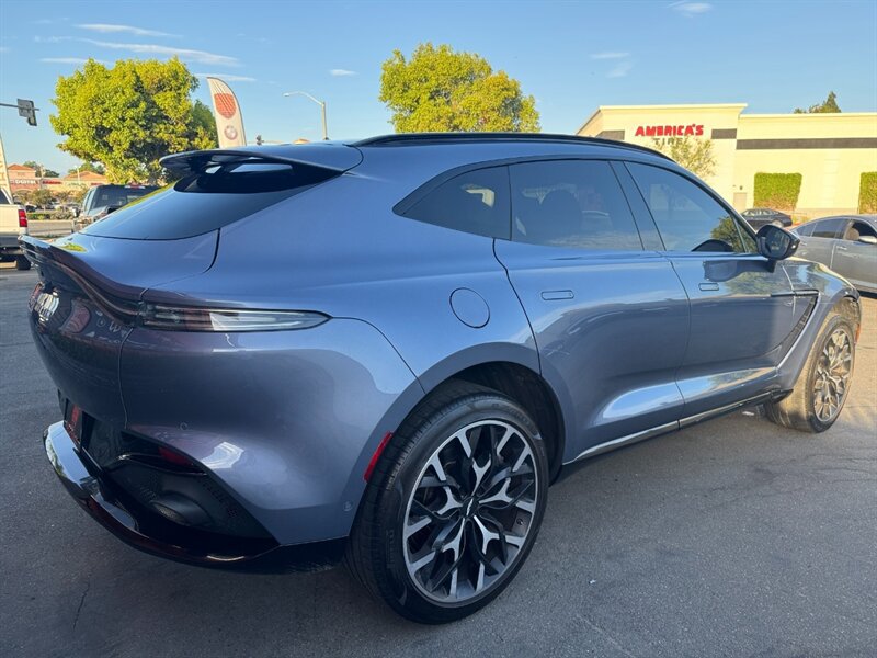 Used 2022 Aston Martin DBX AWD/4WD image 14