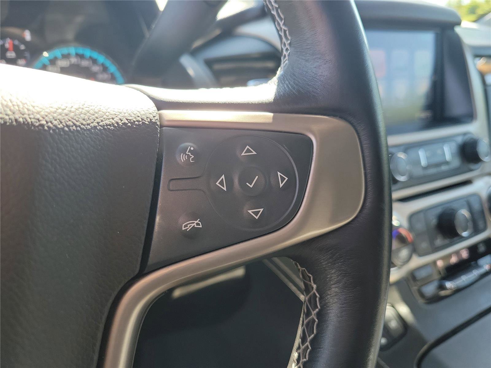 Used 2017 GMC Yukon Denali w/ Open Road Package AWD/4WD image 27