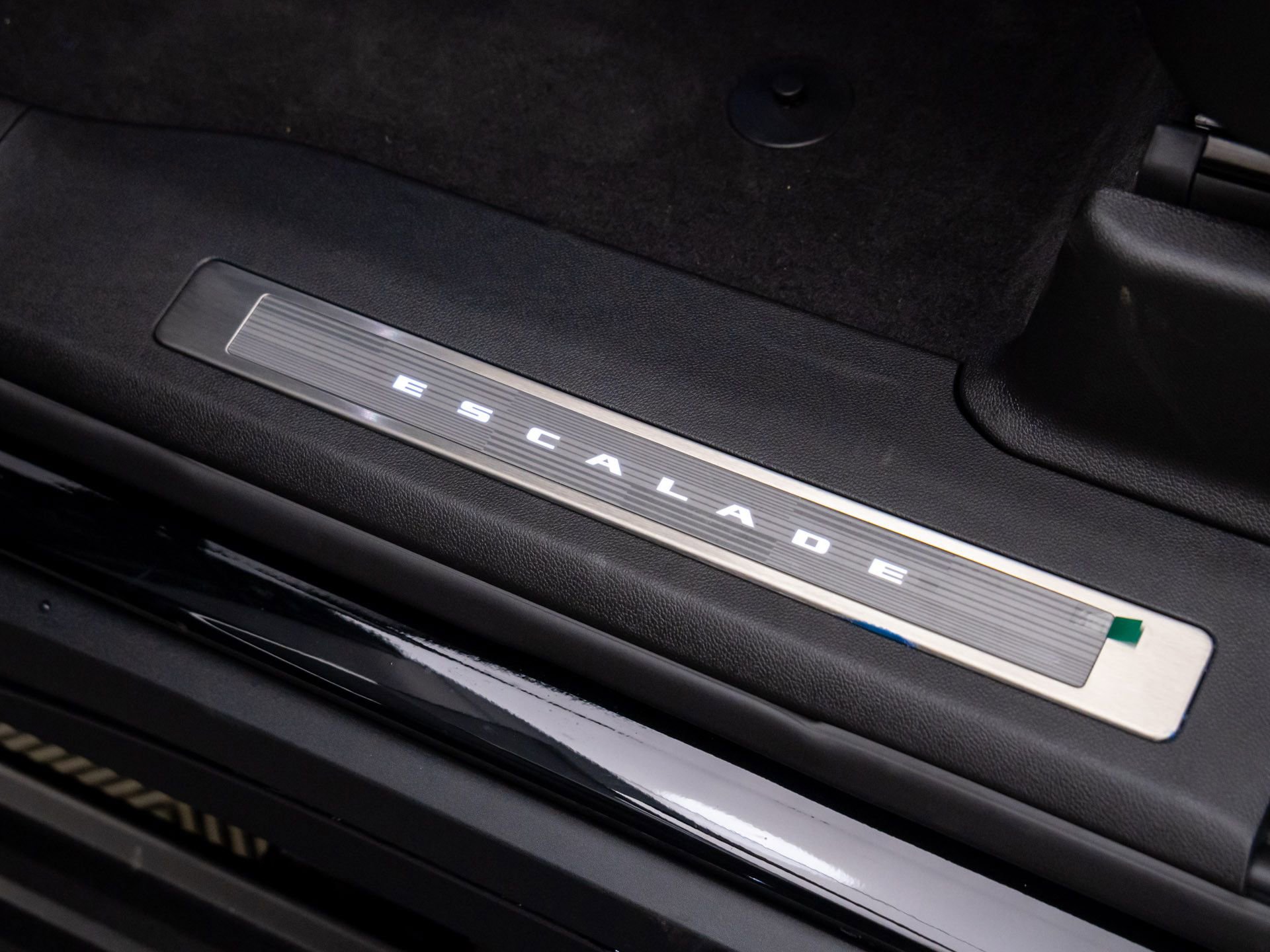 New 2026 Cadillac Escalade Luxury w/ Touring Package image 17