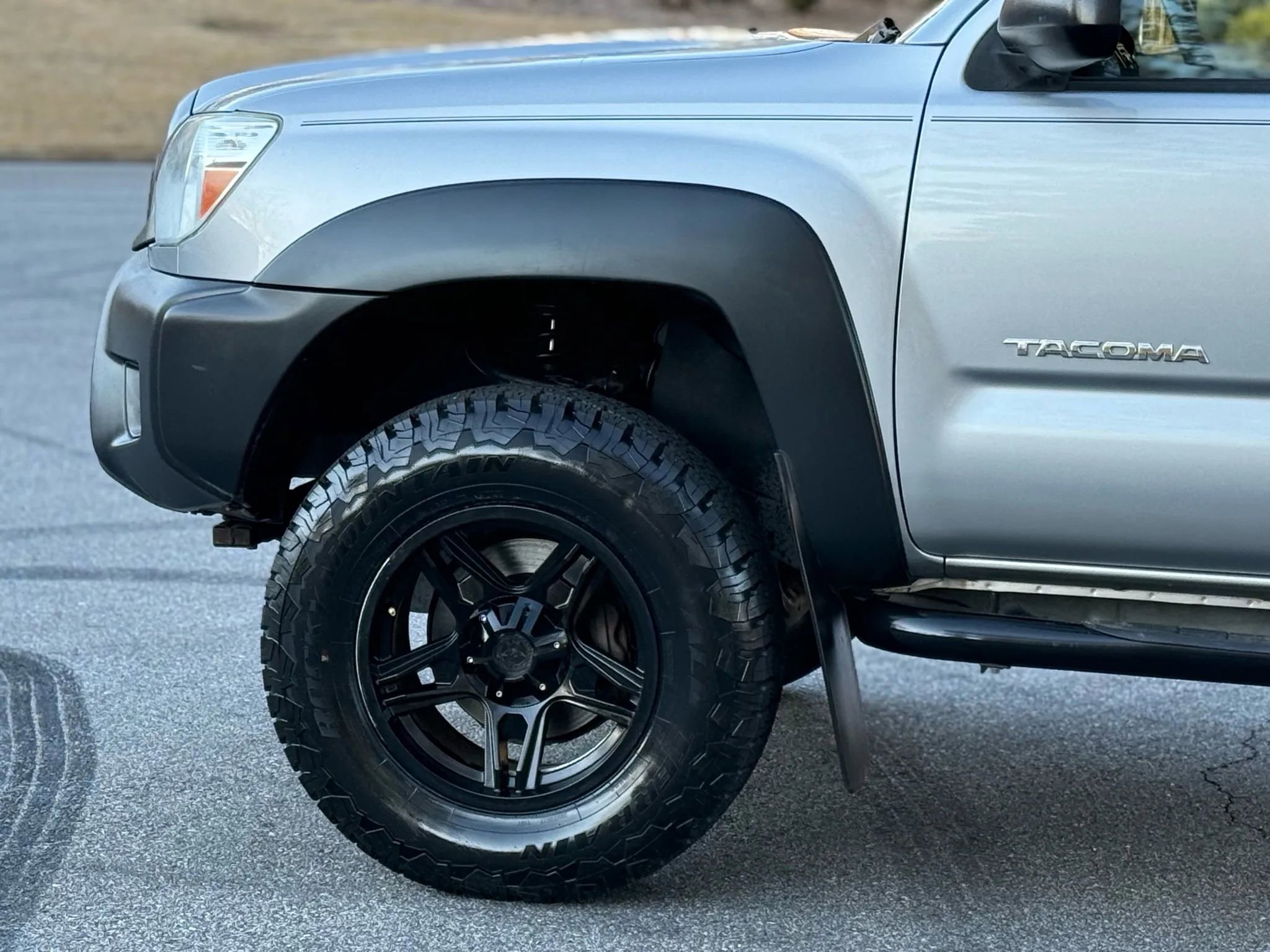 Used 2014 Toyota Tacoma PreRunner w/ Convenience Package image 11