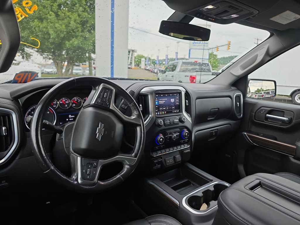 Used 2020 Chevrolet Silverado 1500 LT Trail Boss AWD/4WD image 19