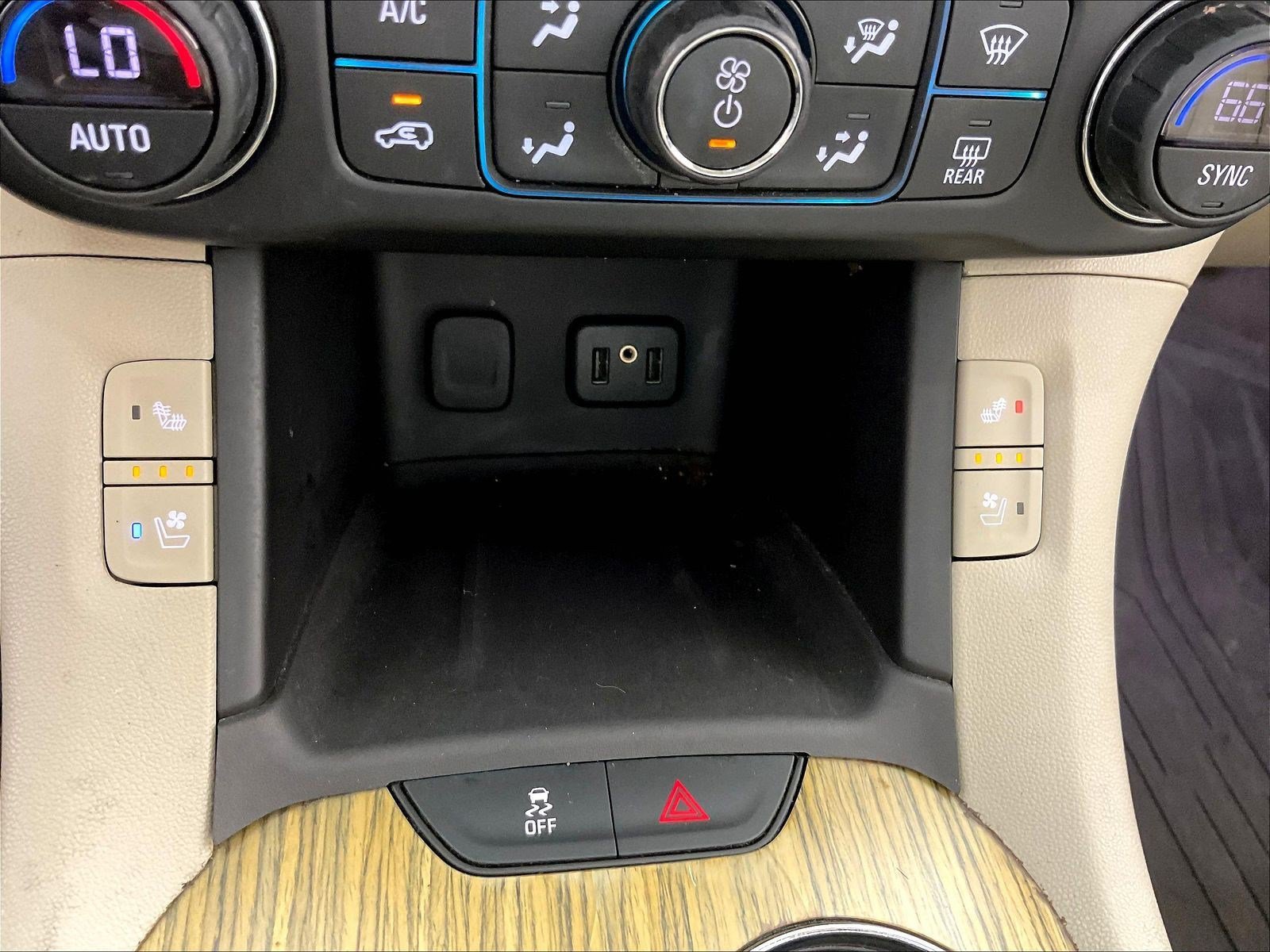 Used 2018 GMC Acadia Denali w/ LPO, Floor Liner Package AWD/4WD image 37