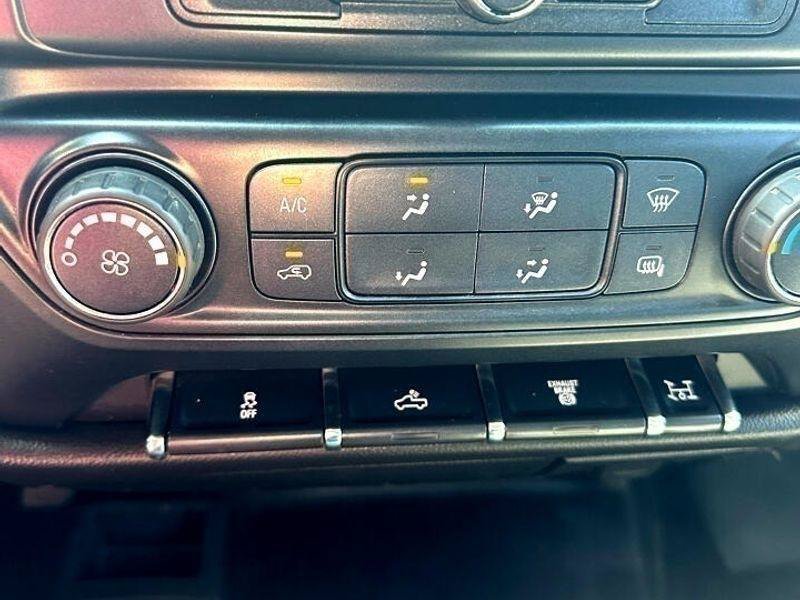 Used 2018 Chevrolet Silverado 3500 W/T w/ WT Convenience Package AWD/4WD image 12