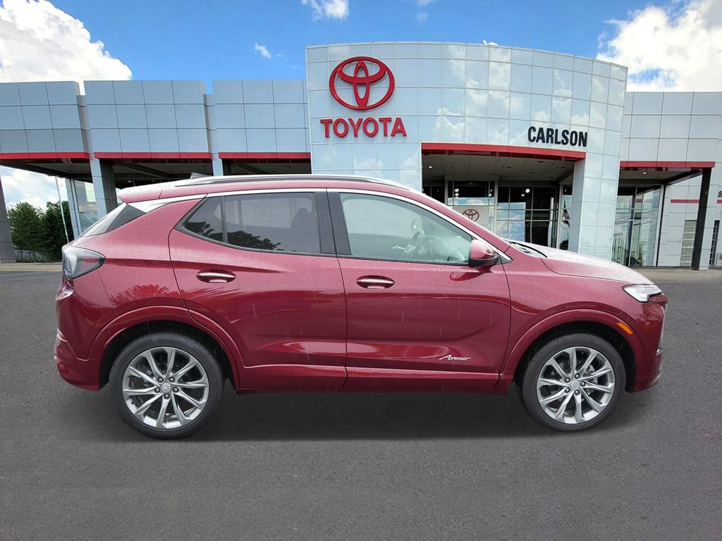 Used 2025 Buick Encore GX Avenir w/ Avenir Convenience Package AWD/4WD image 4