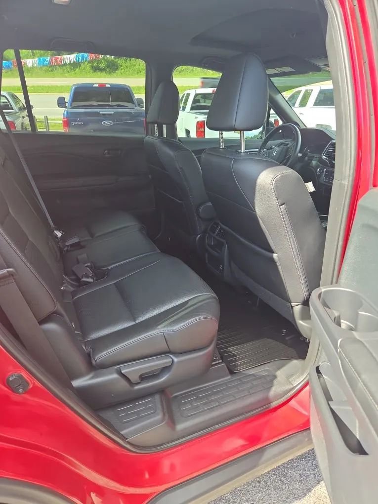 Used 2023 Honda Passport EX-L image 7