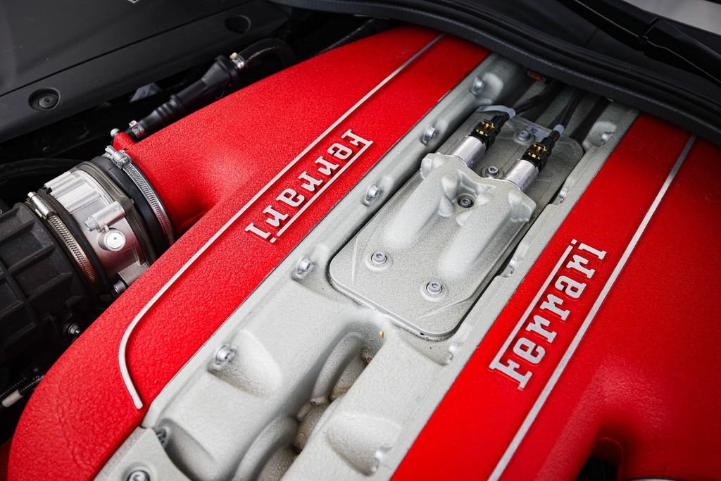 Certified 2019 Ferrari 812 Superfast RWD image 21