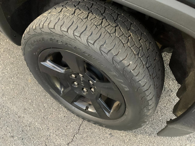 Used 2018 GMC Sierra 1500 4x4 Double Cab w/ Elevation Edition image 9