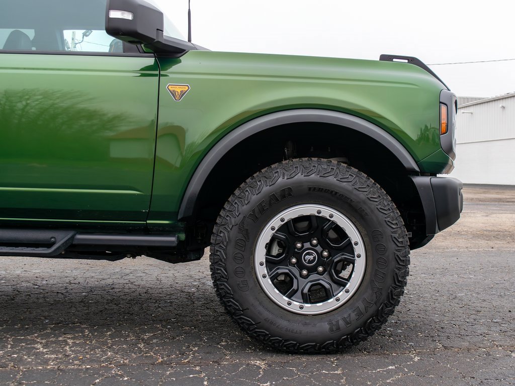 Used 2023 Ford Bronco Badlands image 4