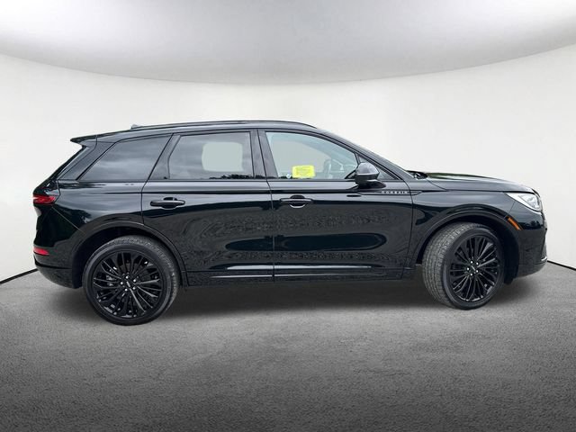 Used 2023 Lincoln Corsair Reserve w/ Equipment Group 201A AWD/4WD image 15