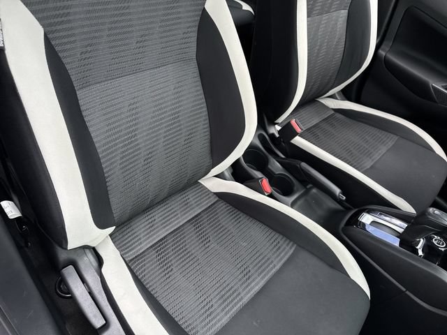 Used 2022 Nissan Versa SV w/ Trunk Package FWD image 26