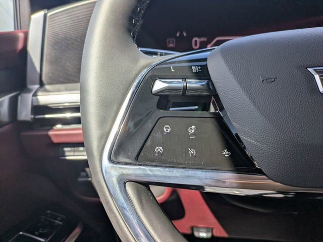 New 2026 Cadillac Escalade Luxury w/ LPO, Radiant Package AWD/4WD image 32
