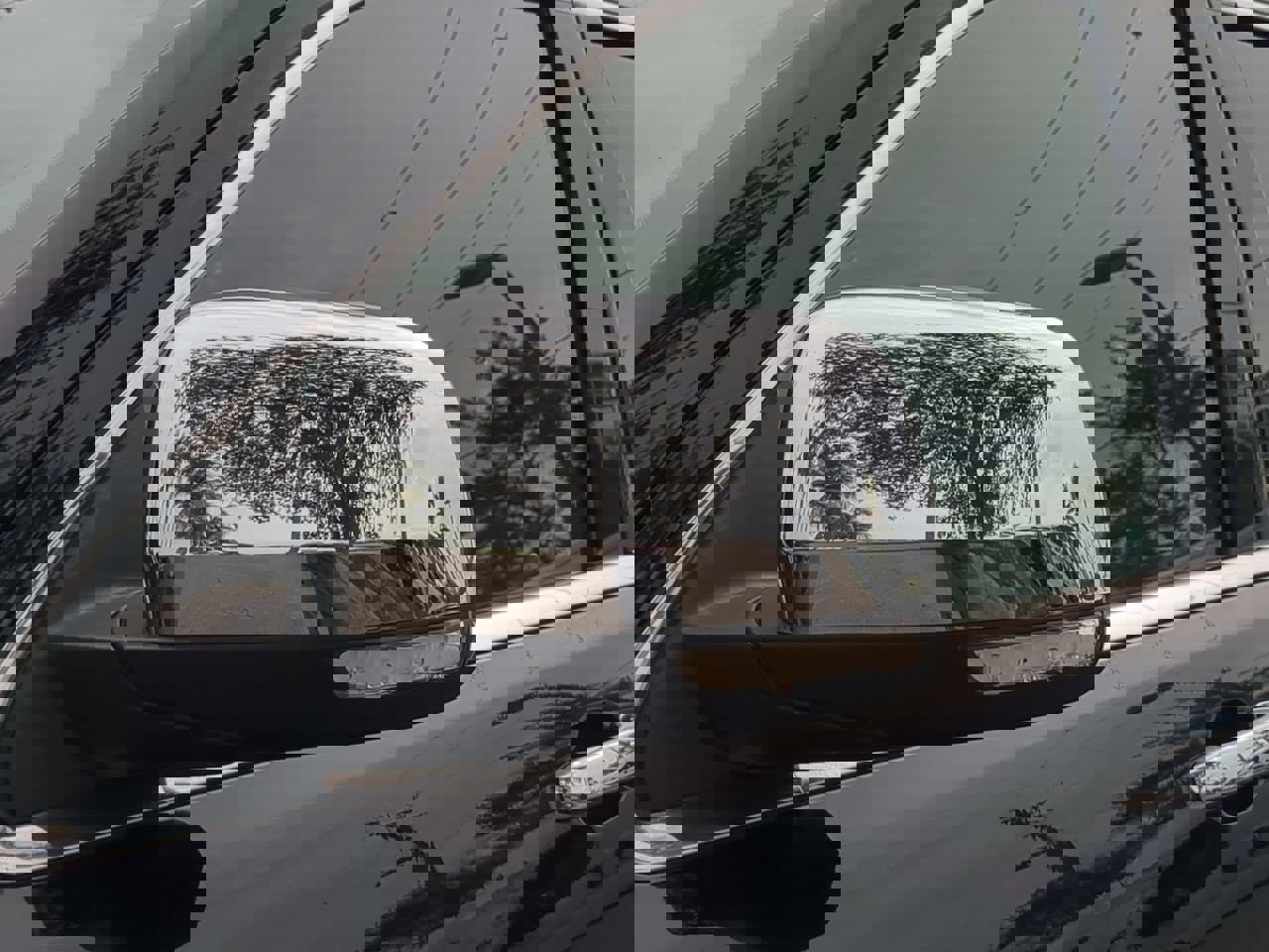 Used 2019 Jeep Grand Cherokee Limited w/ Luxury Group II image 12