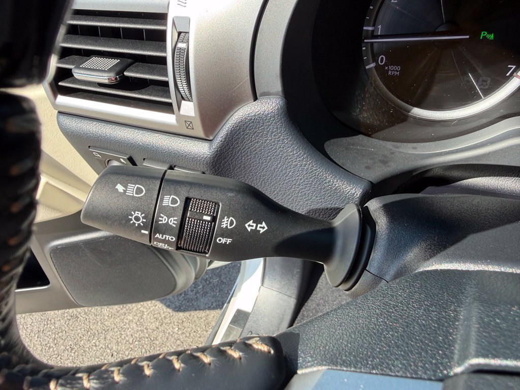 Used 2023 Lexus GX 460 Premium AWD/4WD image 29
