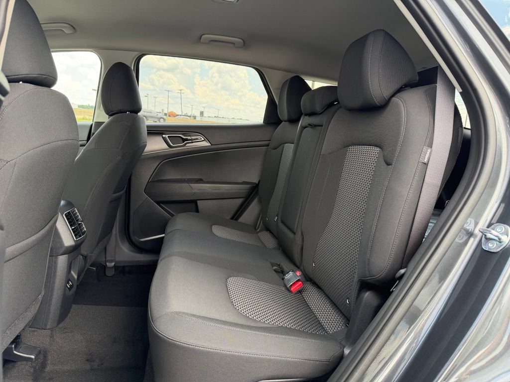 New 2026 Kia Sportage LX FWD image 26
