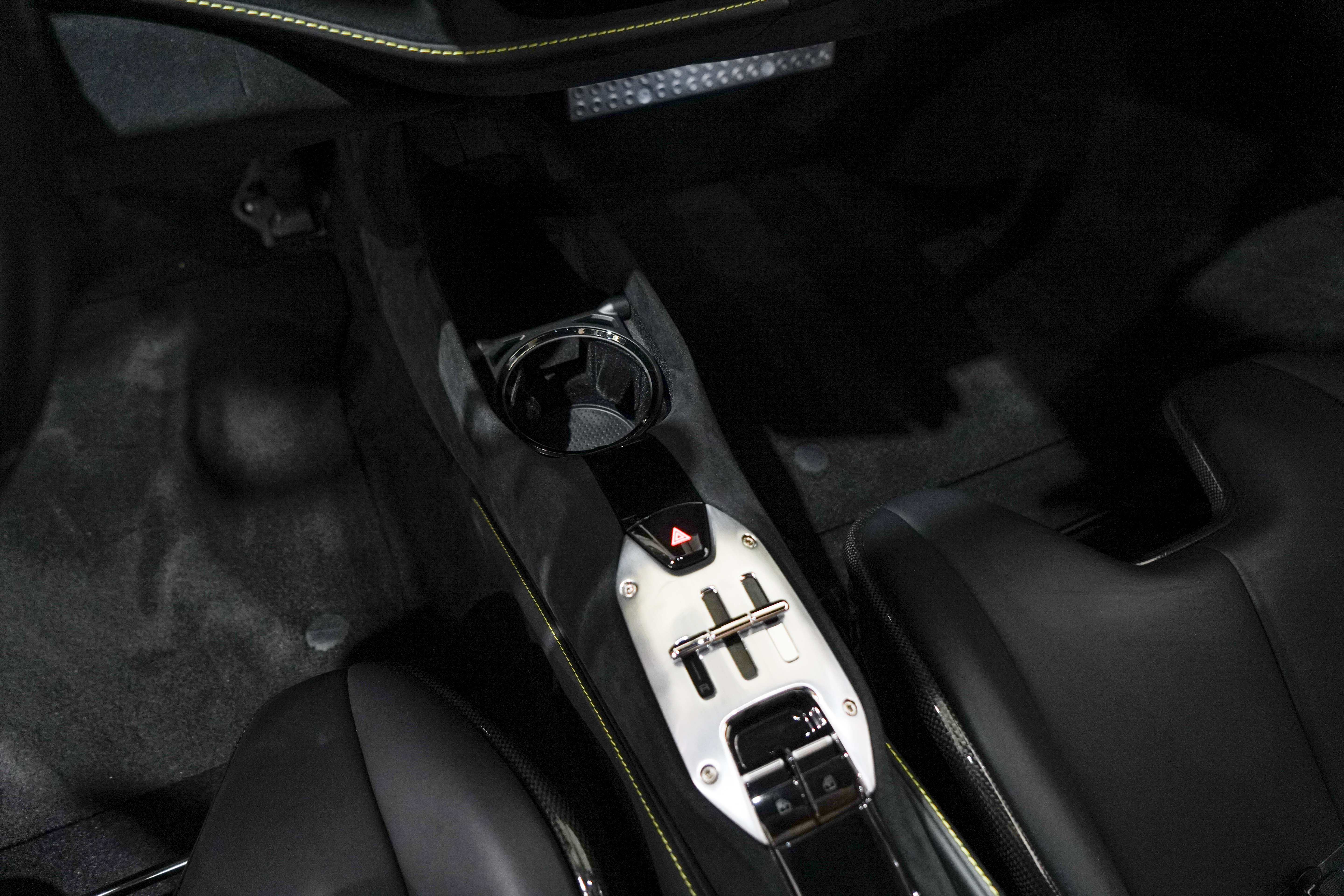 Used 2021 Ferrari SF90 Stradale AWD/4WD image 12