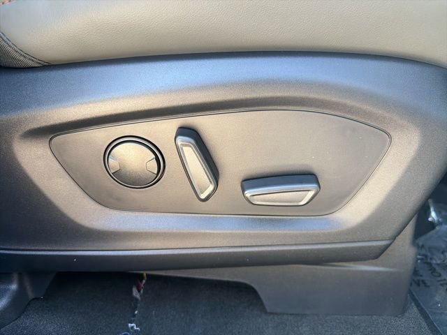 New 2026 Ford Explorer Active AWD/4WD image 34