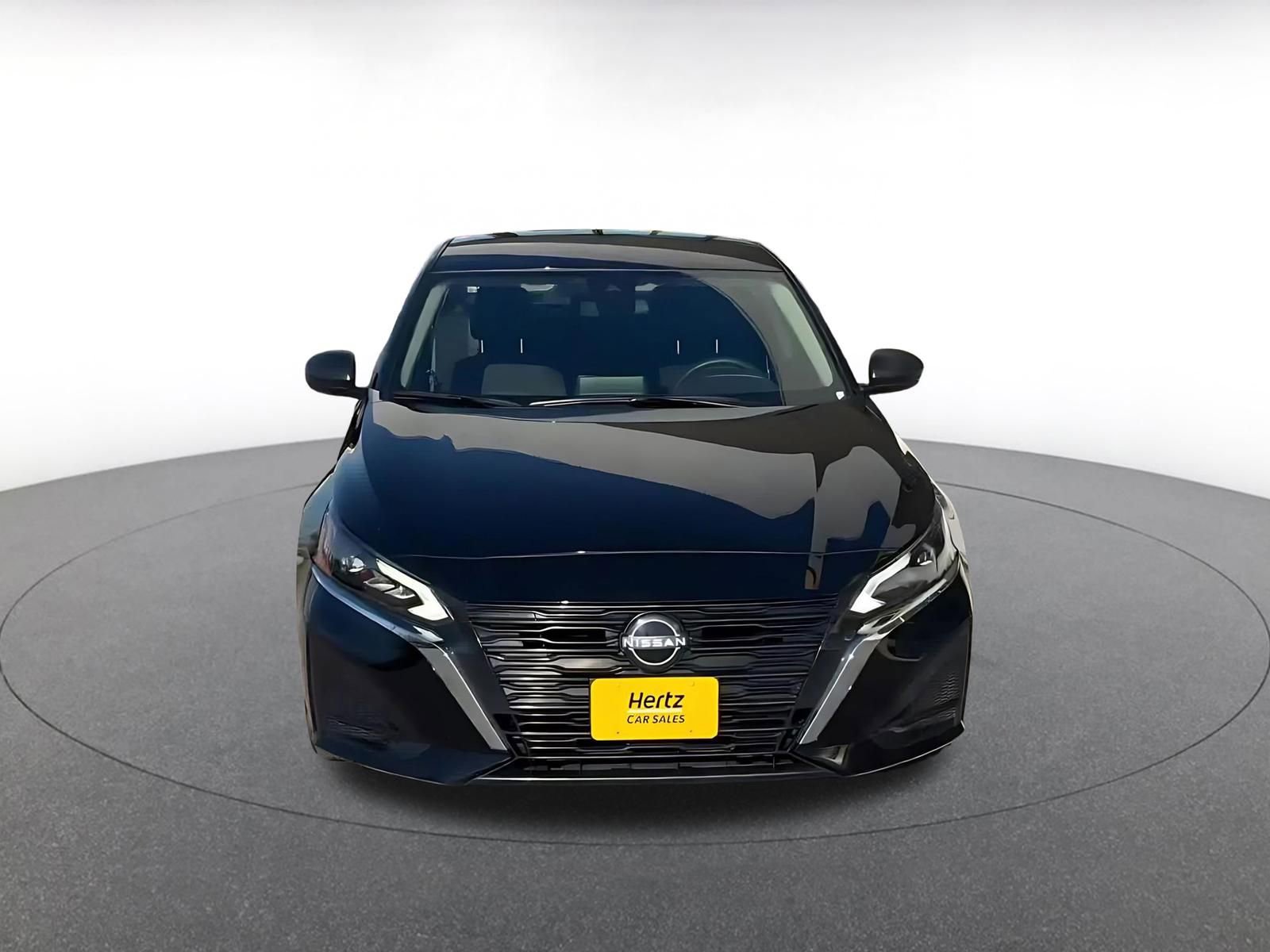 Used 2025 Nissan Altima 2.5 SV FWD image 4