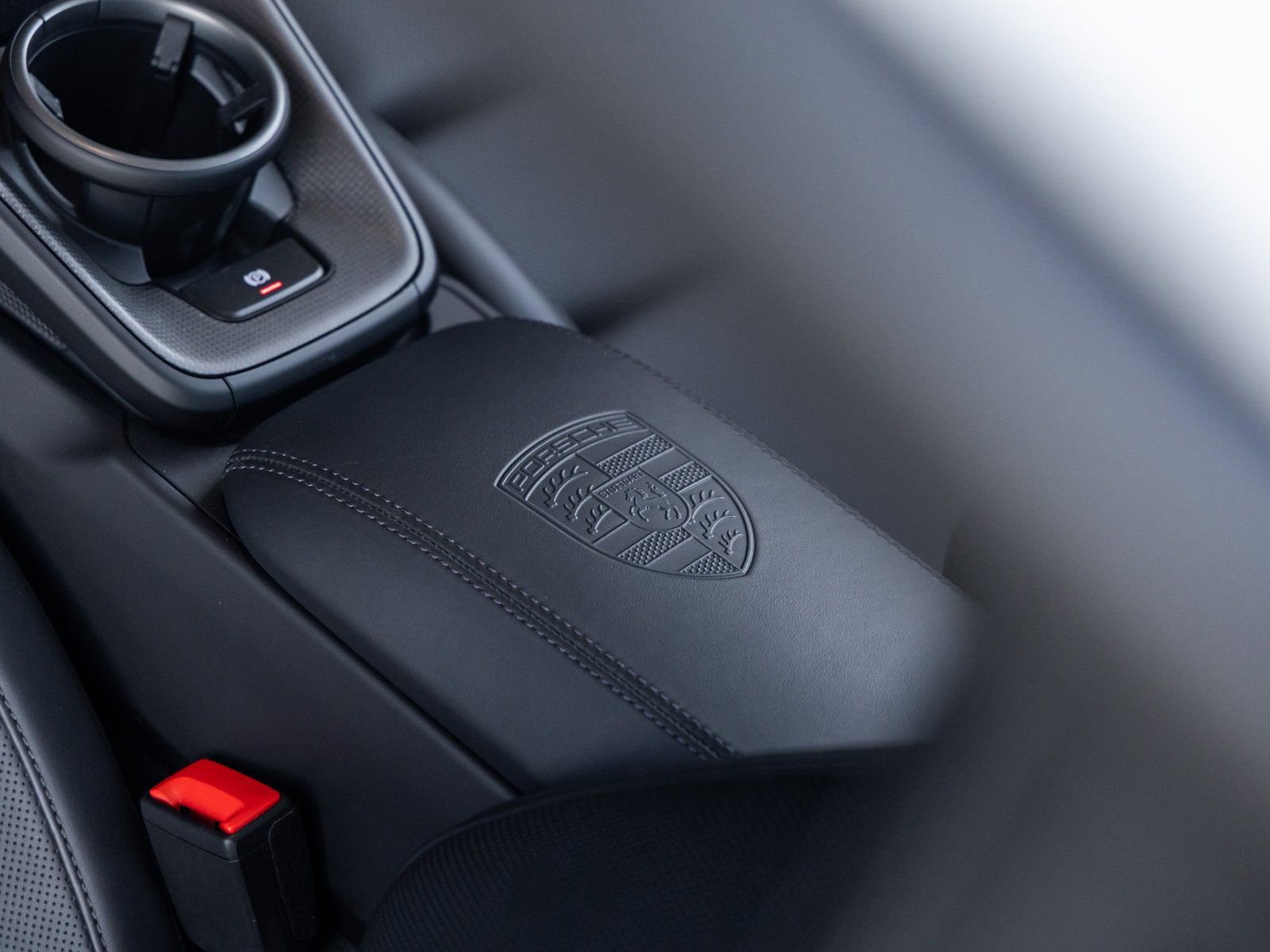 Certified 2025 Porsche 911 Carrera GTS image 33