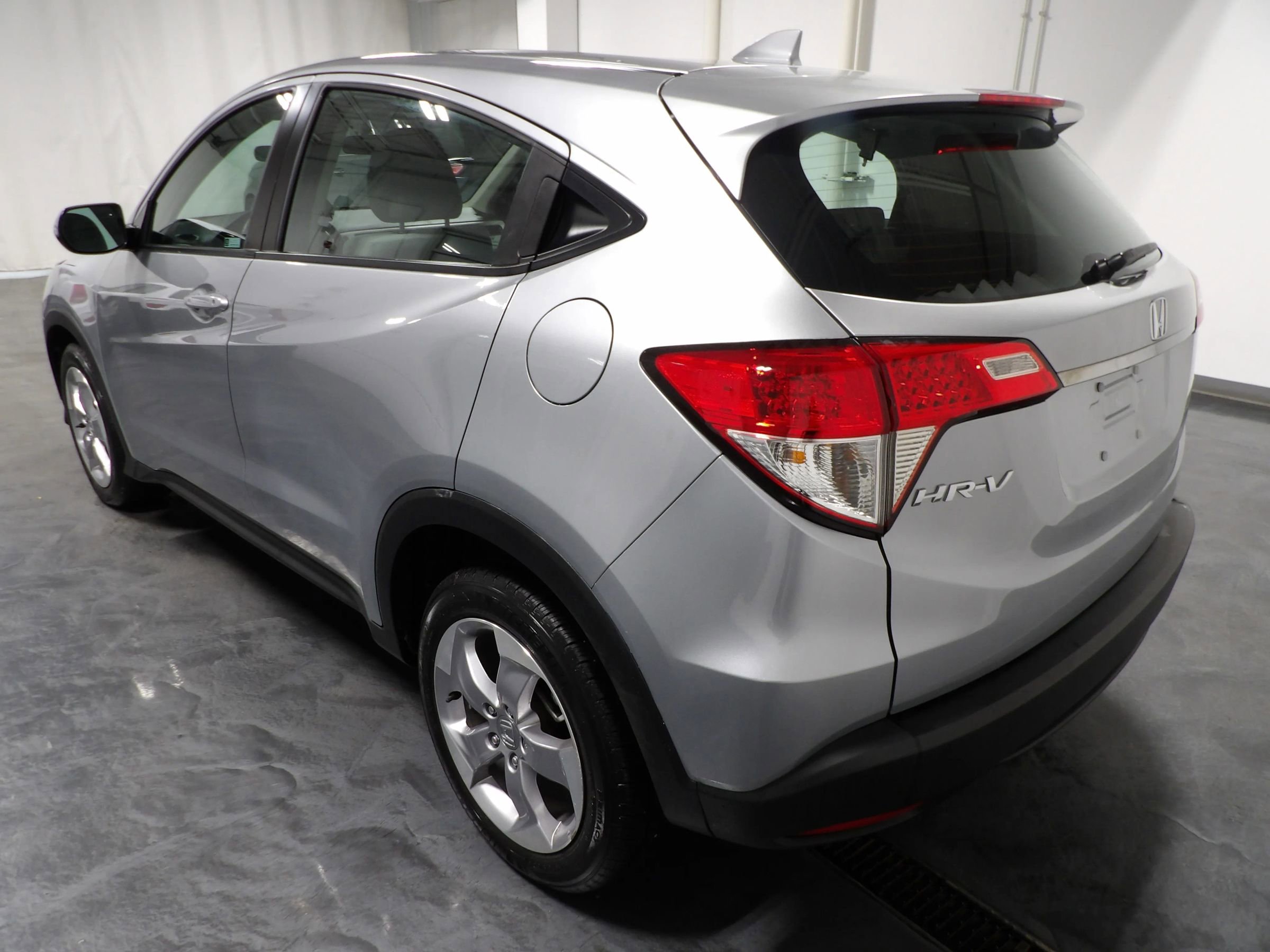 Used 2020 Honda HR-V LX image 5