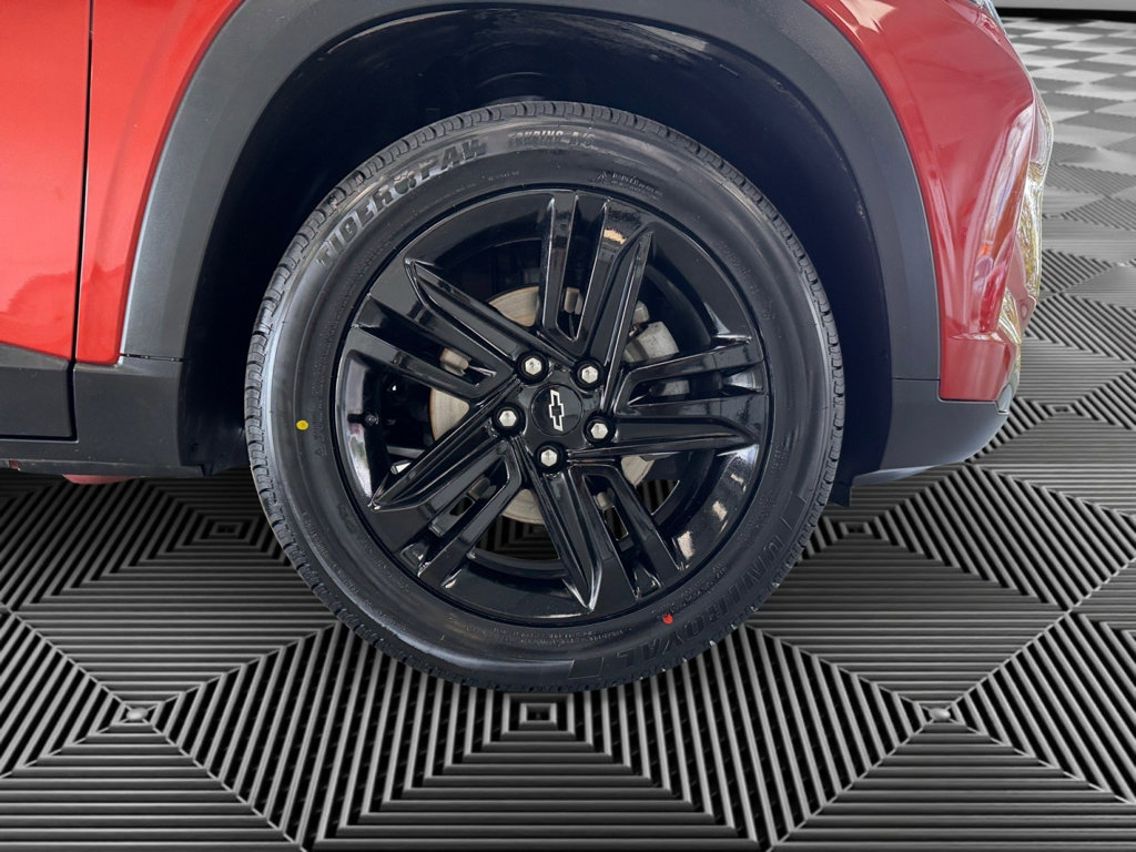 Used 2024 Chevrolet Trax ACTIV w/ Sunroof Package FWD image 10