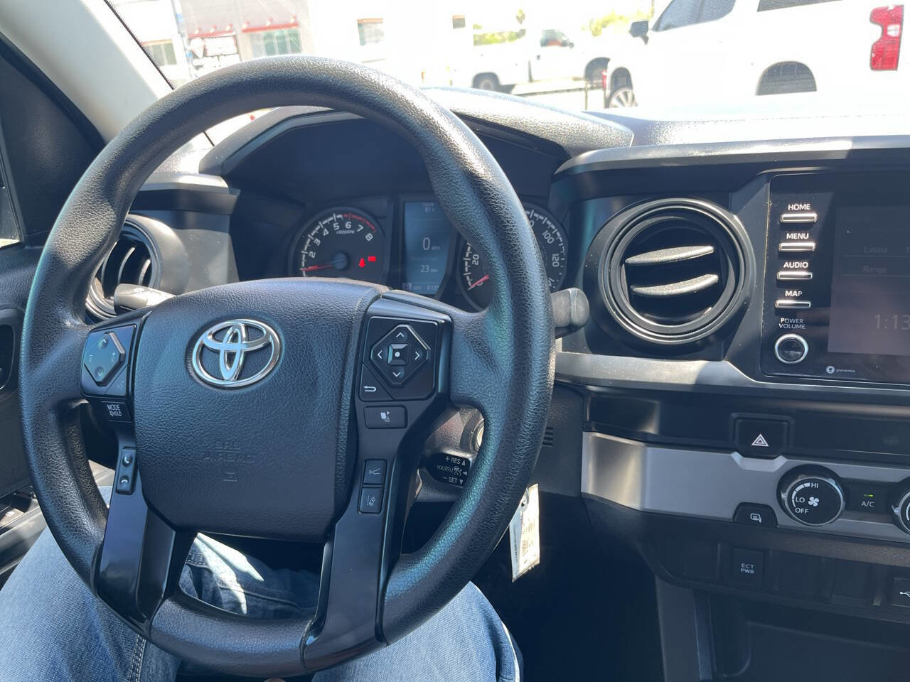 Used 2022 Toyota Tacoma SR image 26