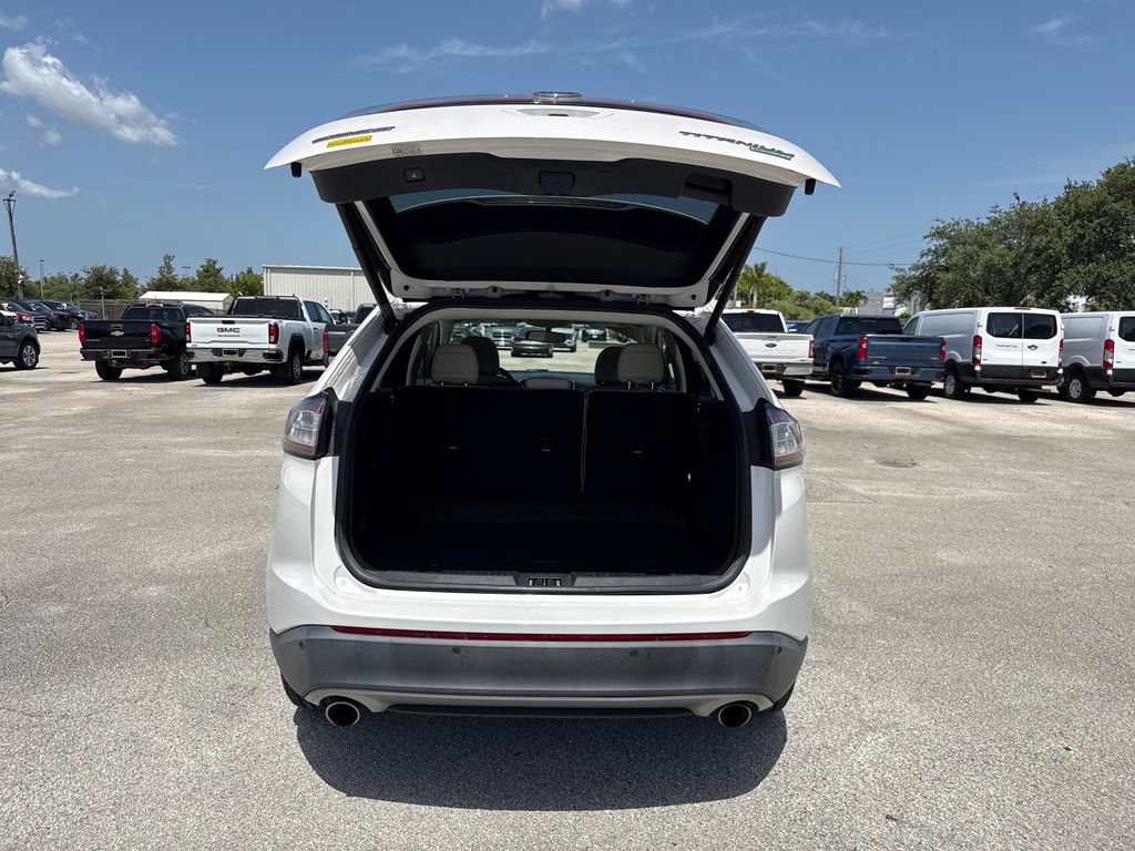 Used 2016 Ford Edge Titanium w/ Technology Package FWD image 28