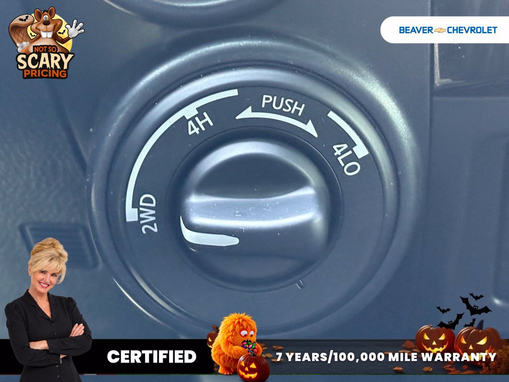 Used 2024 Nissan Titan PRO-4X w/ Pro-4x Convenience Package AWD/4WD image 22