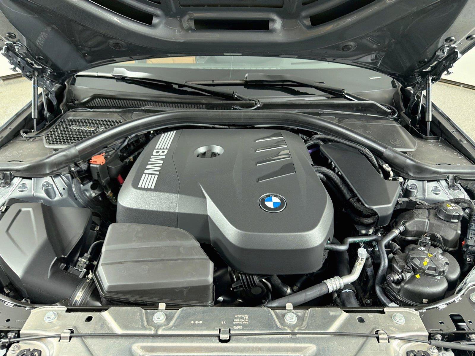 New 2026 BMW 330i xDrive Sedan w/ Premium Package AWD/4WD image 29
