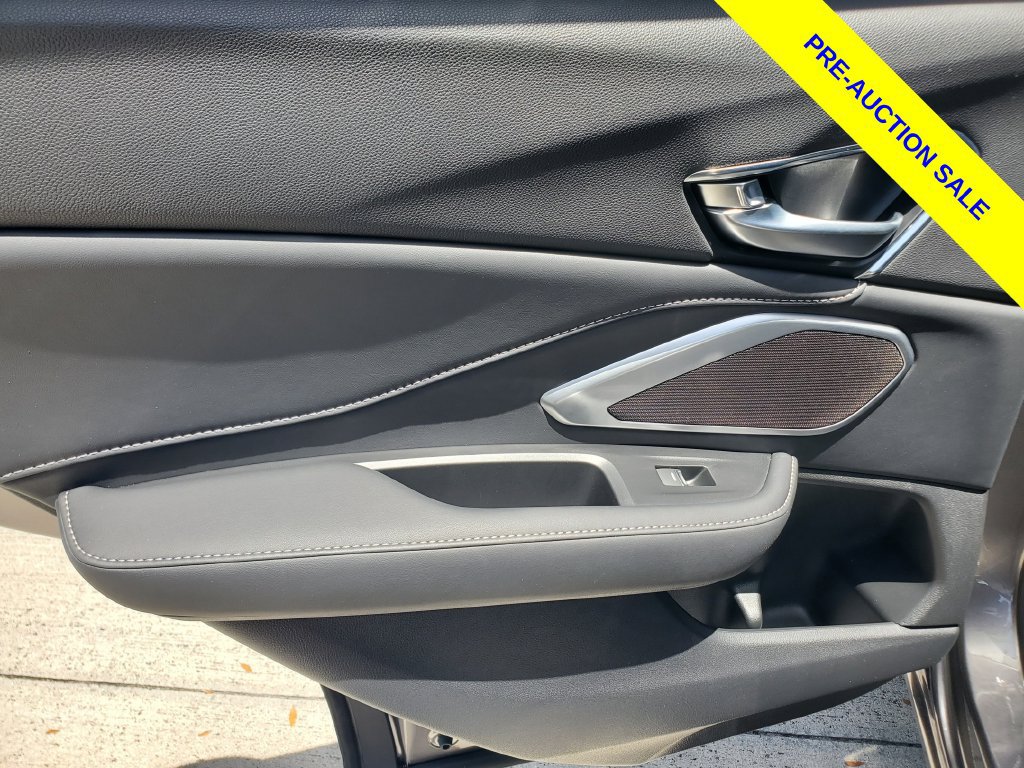 Certified 2025 Acura RDX SH-AWD image 12