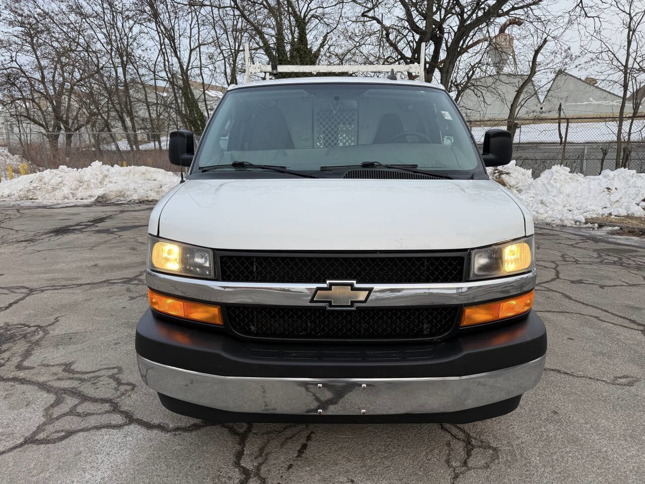 Used 2018 Chevrolet Express 2500 w/ Enhanced Convenience Package image 8