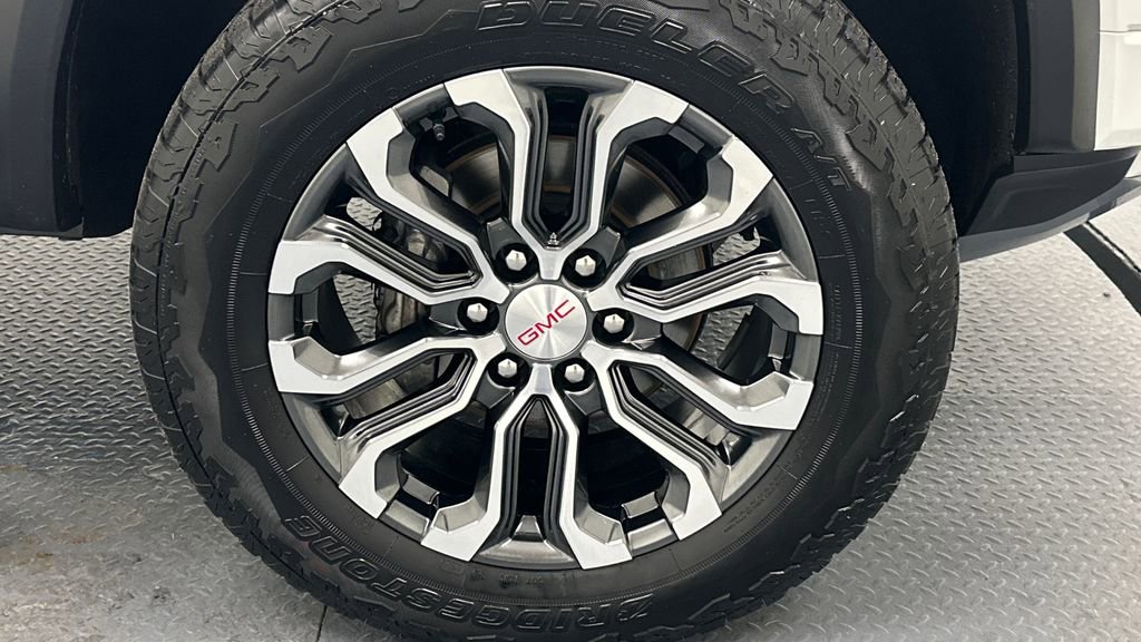 Used 2024 GMC Canyon Denali AWD/4WD image 21