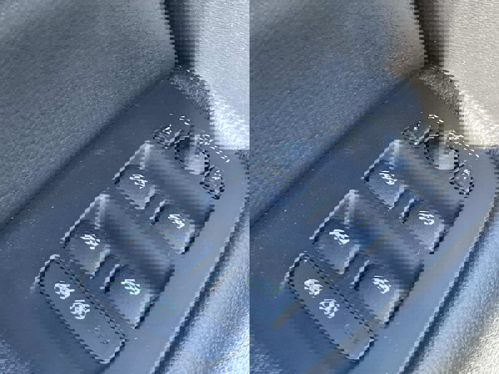 Used 2018 Volvo XC60 T5 Inscription w/ Convenience Package AWD/4WD image 16