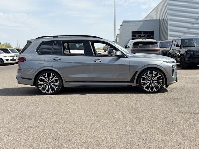New 2027 BMW X7 xDrive40i w/ M Sport Package AWD/4WD image 5