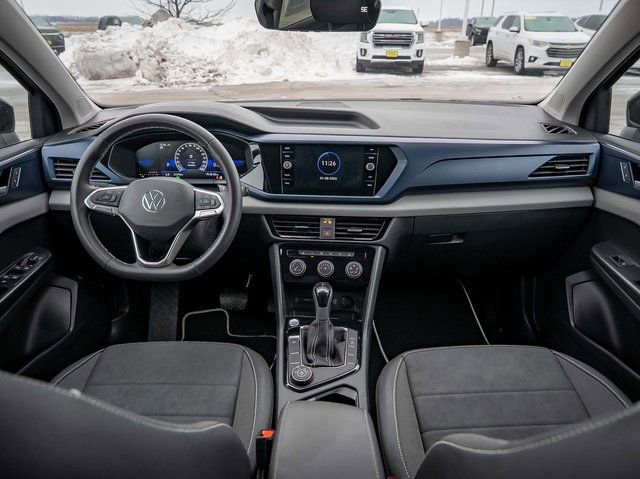 Used 2023 Volkswagen Taos SE image 22