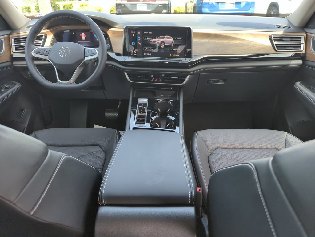 Used 2024 Volkswagen Atlas SE FWD image 25