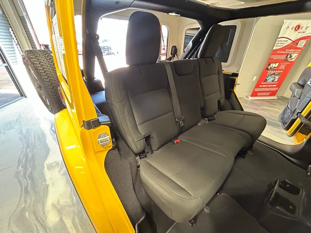 Used 2019 Jeep Wrangler Unlimited Sahara w/ Dual Top Group image 5