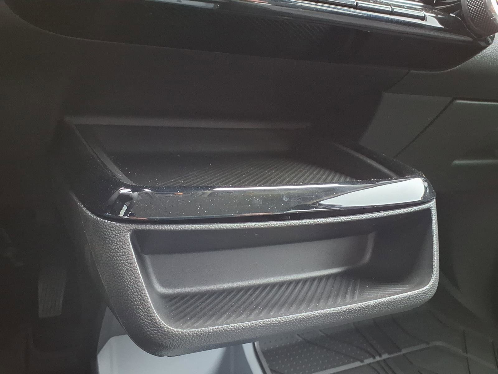 New 2027 Chevrolet Bolt LT w/ Comfort Package image 11