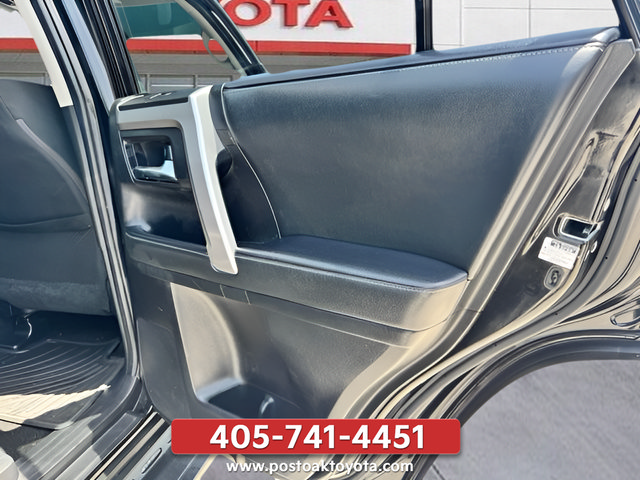 Used 2021 Toyota 4Runner SR5 AWD/4WD image 19