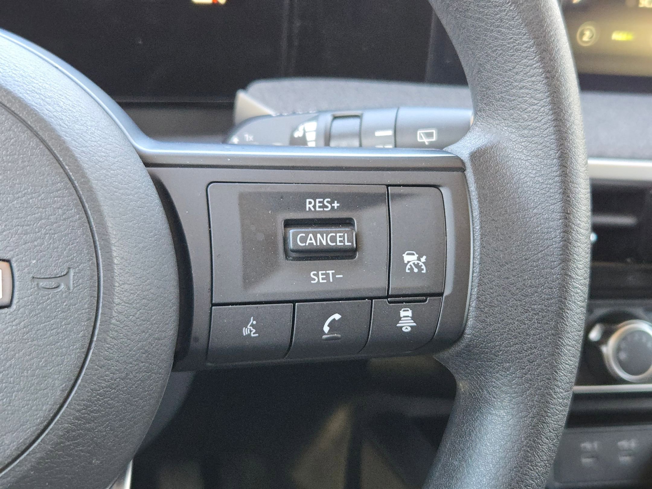 Certified 2025 Nissan Kicks SV w/ Interior Electronics Package image 20