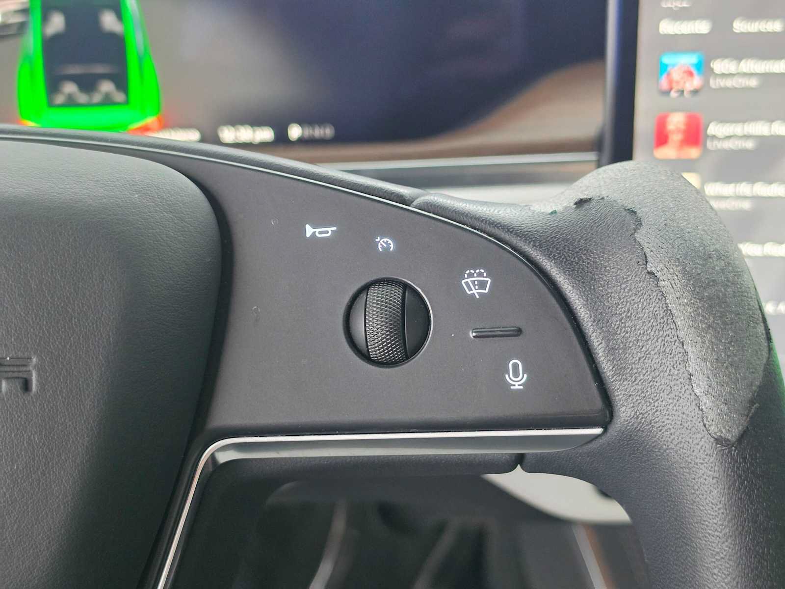 Used 2022 Tesla Model X AWD/4WD image 32