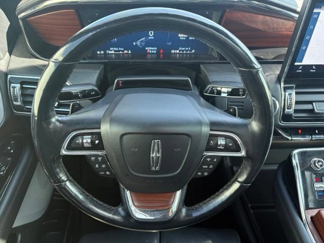 Used 2022 Lincoln Navigator L Reserve AWD/4WD image 29