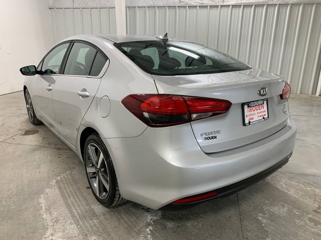 Used 2017 Kia Forte EX image 21
