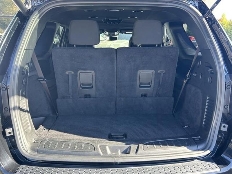 Used 2025 Dodge Durango GT image 9